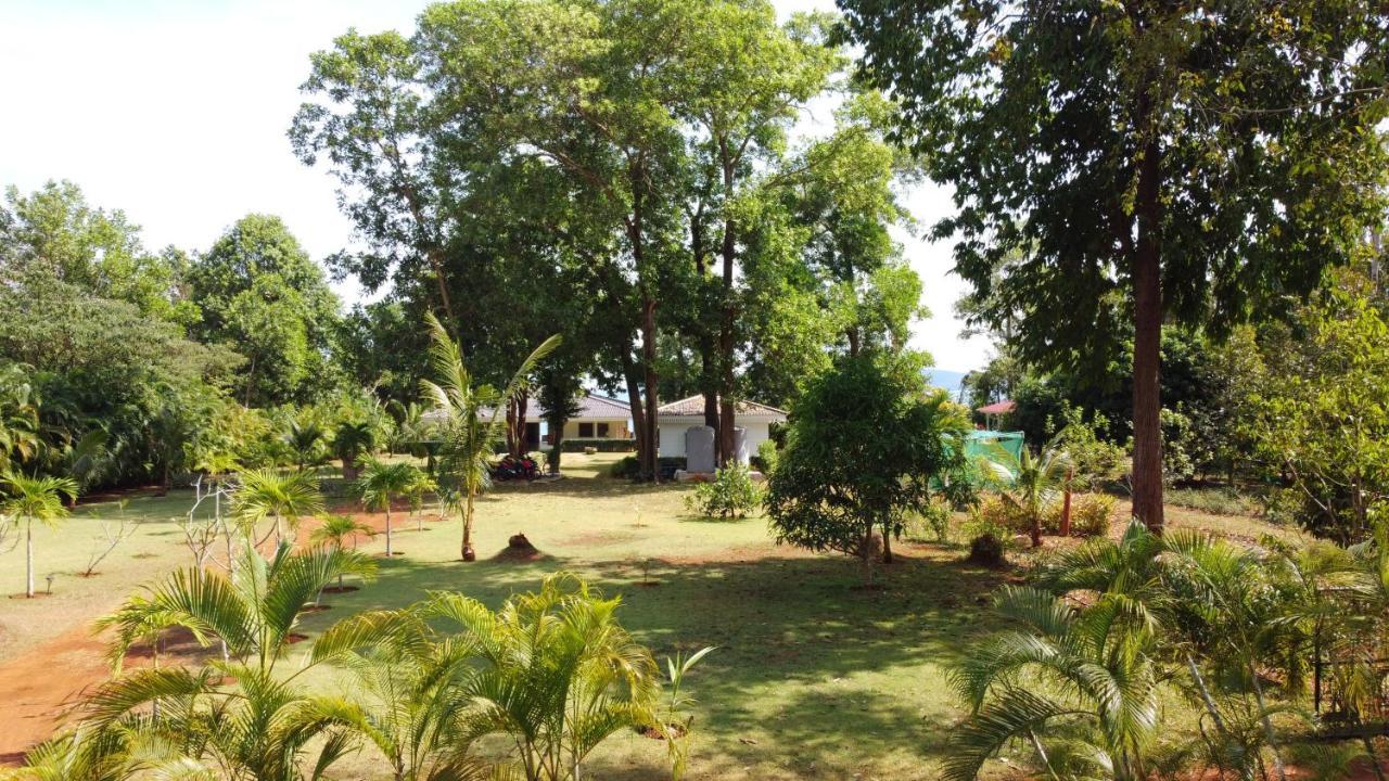 Baan Zourite Seaview Villa Koh Mak Bagian luar foto
